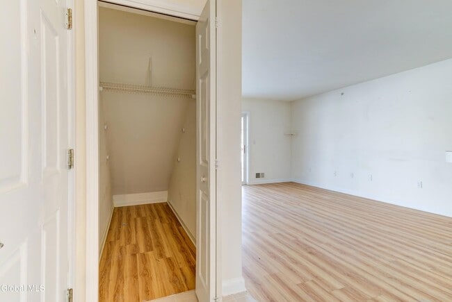 Photo - 906 Heritage Way Unit 906