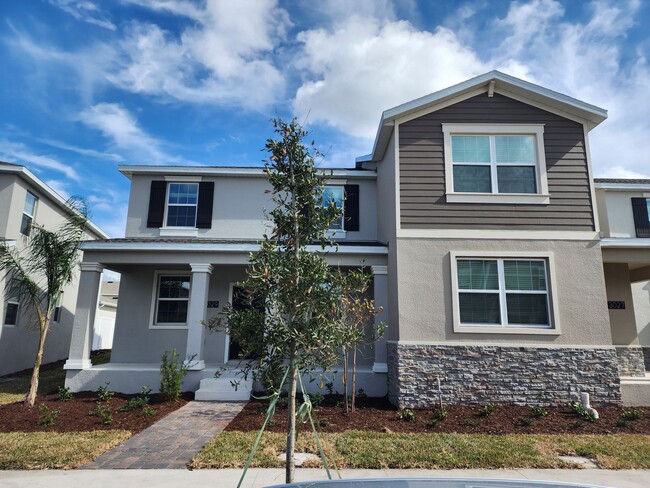 Spacious Bridgewalk Townhome with Solar Pa... - Spacious Bridgewalk Townhome with Solar Pa...