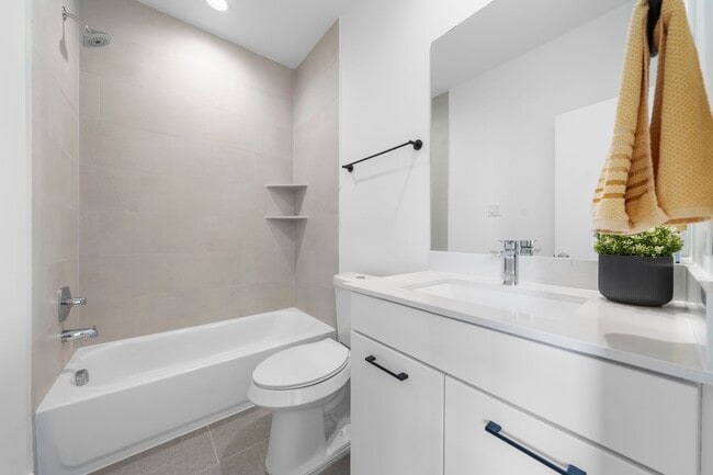 Photo - 1512 Barbee St