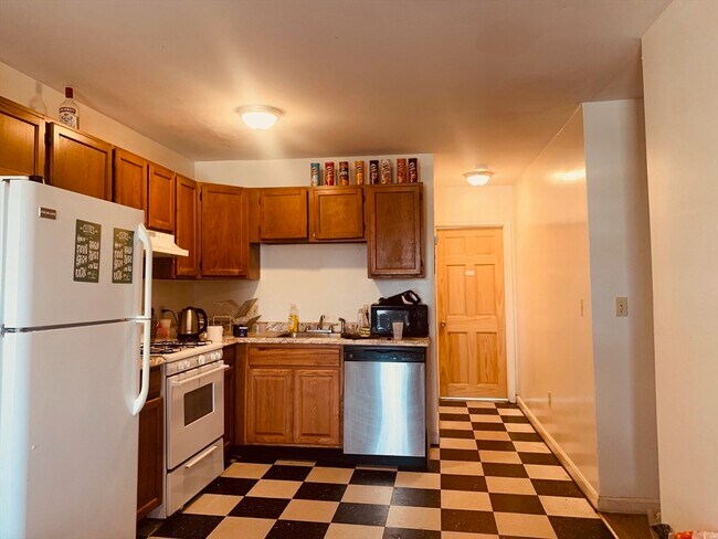 96 Hammond St Unidad 4