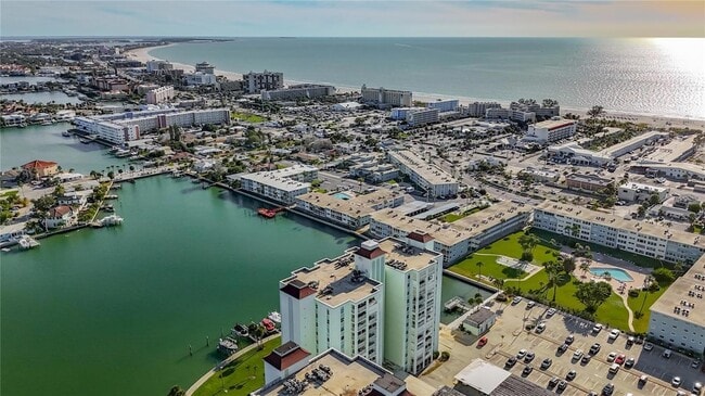 Building Photo - 400 64th Ave Unit 1204