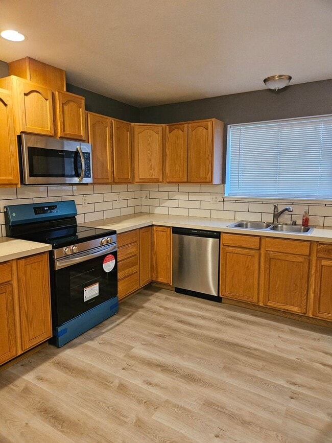 Photo - 1017 Lincoln St Unit #B