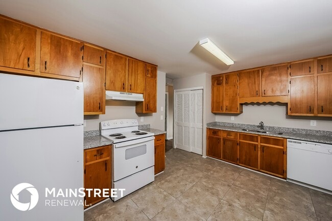 Photo - 1145 Kawanda Ln