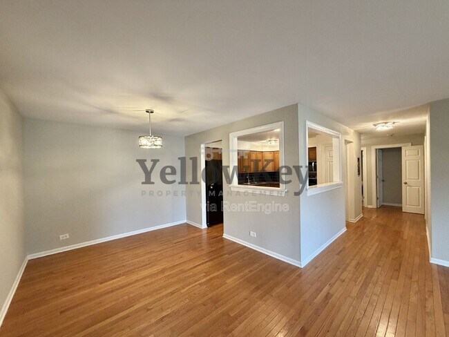 Photo - 850 S Lorraine Rd Unit Apt 1j