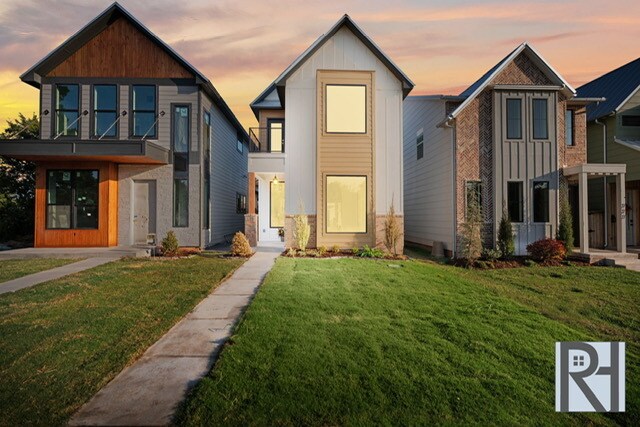 Photo - 731 W Main St