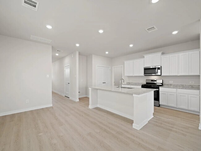 Building Photo - 17235 King Eider Rd