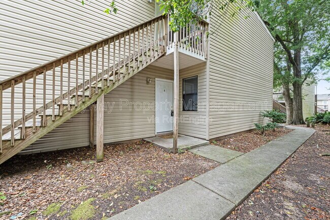 Photo - 1916 Richmond Ave Unit A