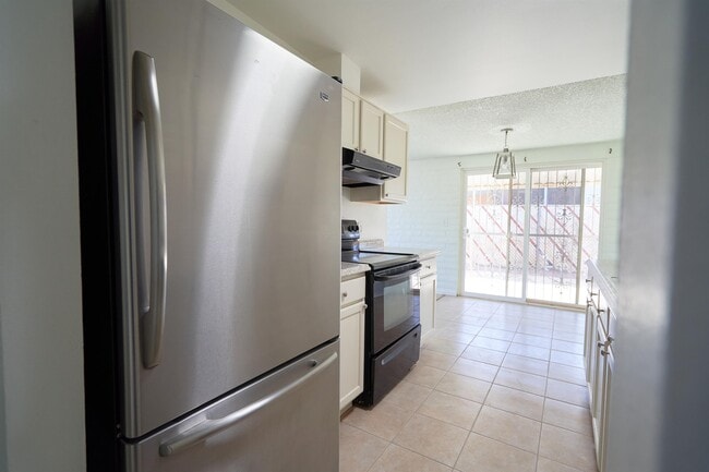 Photo - 3410 S Mann Ave