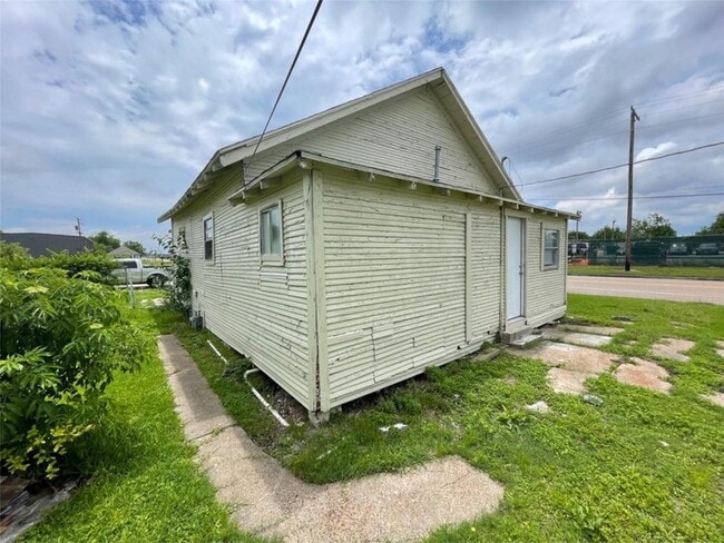 Photo - 501 W 14th St