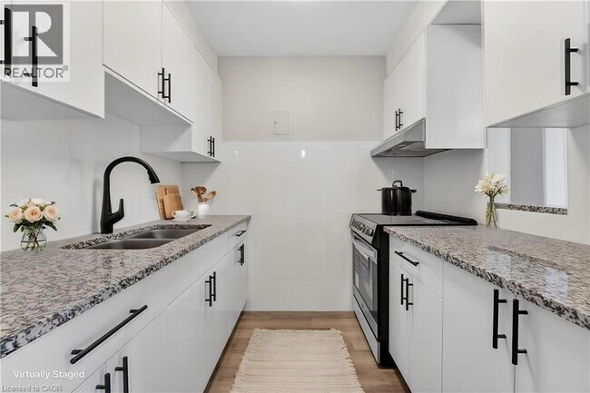 Photo - 81 Kenwood Dr Unit 6