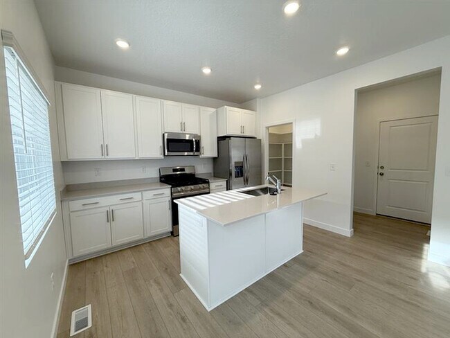 Photo - 1530 Bright Eyes Ln