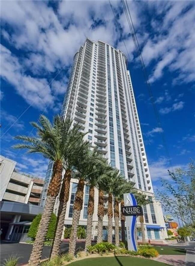 Building Photo - ***GORGEOUS FURNISHED 1 BEDROOM CONDO AT A...