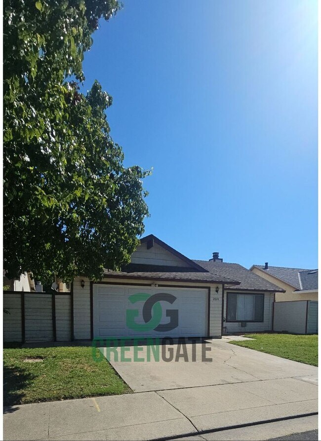Photo - 3 BEDROOM 2 BATH HOME MOVE IN READY IN North MODESTO!
