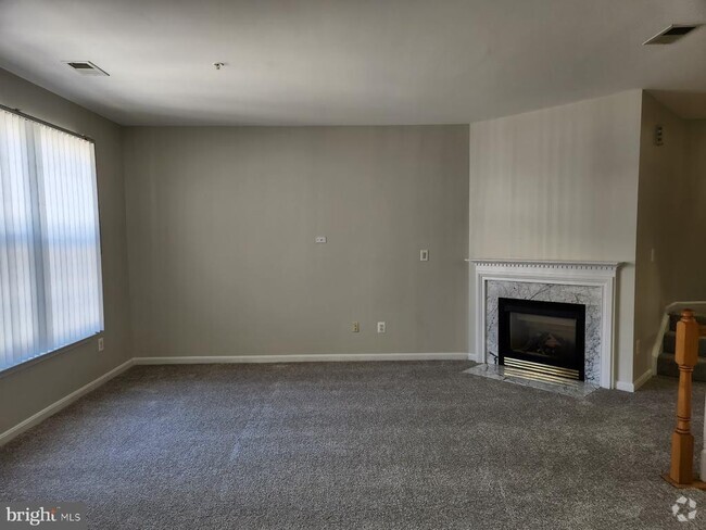 Building Photo - 14251 Hampshire Hall Ct Rental