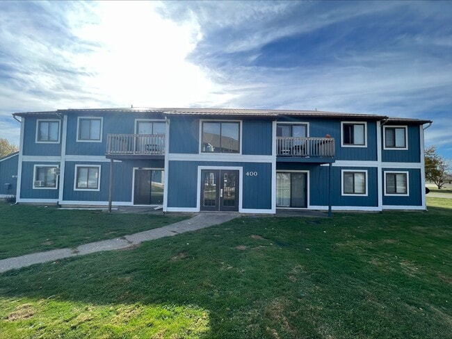 Photo - Near Local Shops and Restaurants Unidad Apt 413