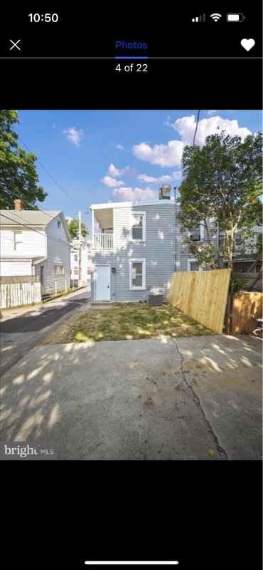 Photo - 310 N Locust St