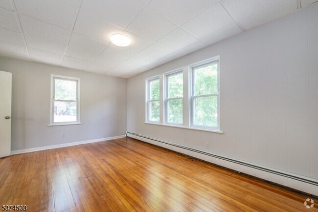 Building Photo - 101 Kings Hwy Unit B Rental