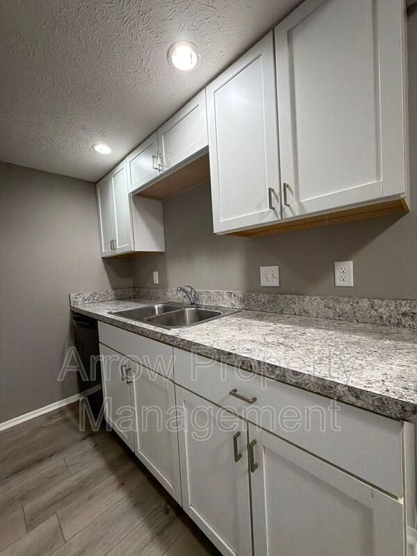 Photo - 2110 J St Unidad Apt #3