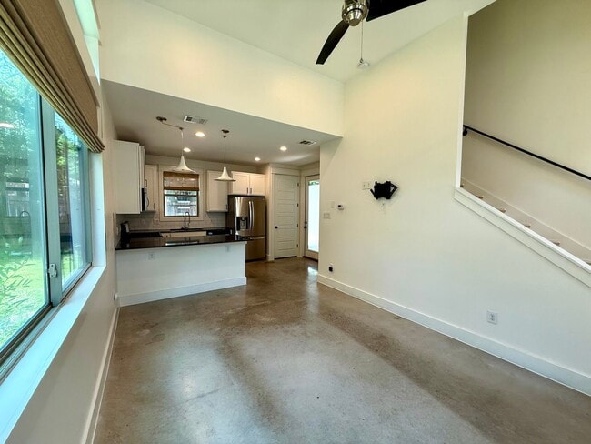 Photo - Gorgeous & modern free-standing home in ‘02!