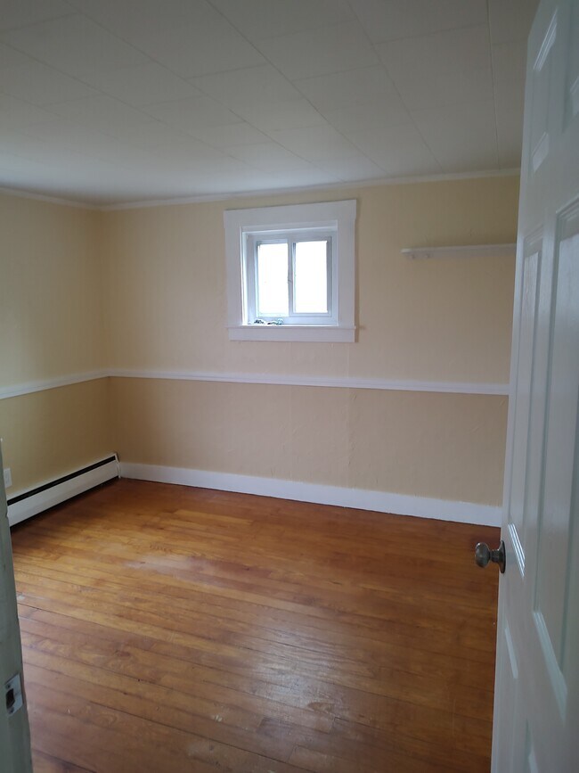 Photo - 1395 Hooksett Rd