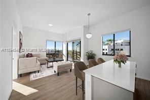 Photo - 3333 N Federal Hwy Apartamento