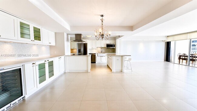 Photo - 2 Grove Isle Dr Unit B1706