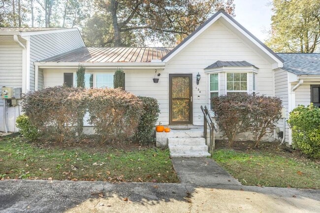 Building Photo - 130 Wrights Mill Cir