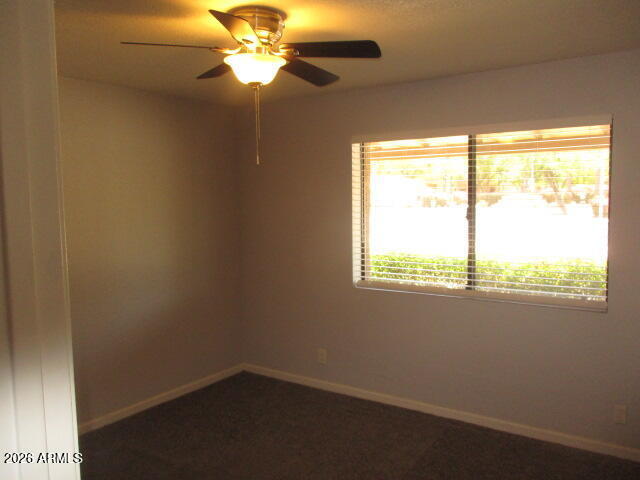 Photo - 822 W Knox Rd