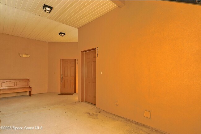 Photo - 4117 Meander Pl Unidad 205