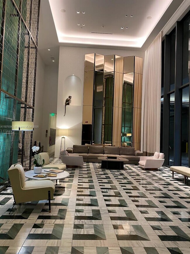 Building Photo - 801 S Miami Ave Unit 2008