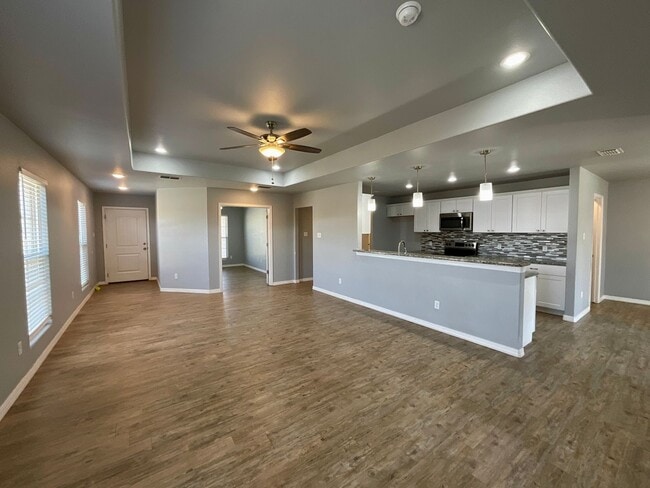 Photo - 4 Bed 3 bath 3 Car-Garage-Solar Panels-Move In Ready! Frenship ISD