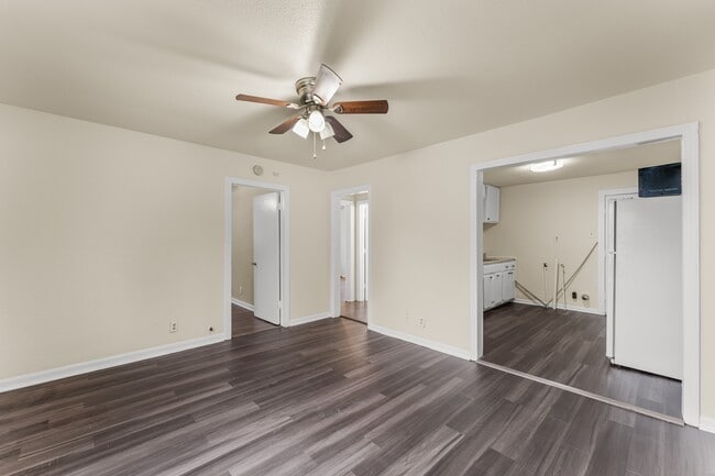 Photo - 820 Pecan Ave