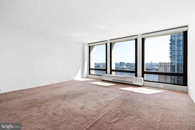 Photo - 200 Locust St Unidad 27F-N