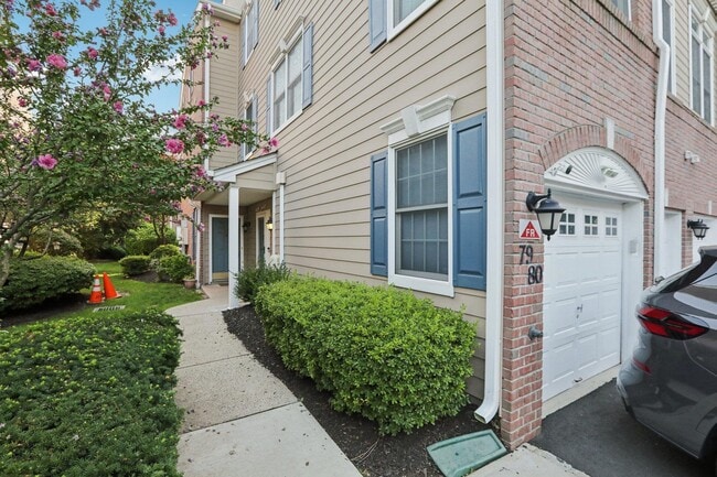 Photo - 80 Lydia Dr Unidad 80