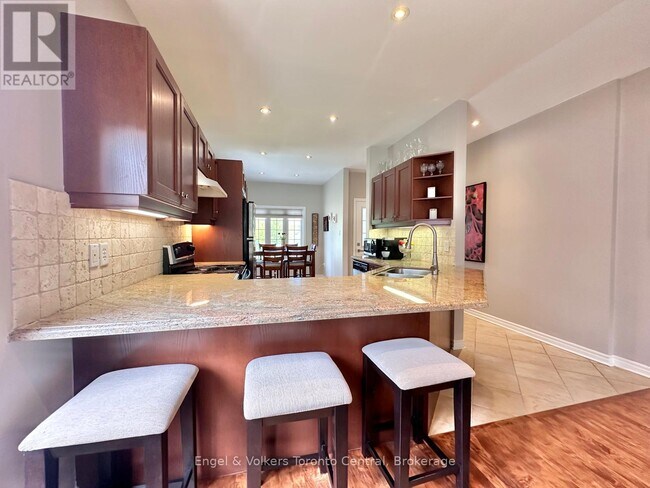 Photo - 26 Thomas Dr