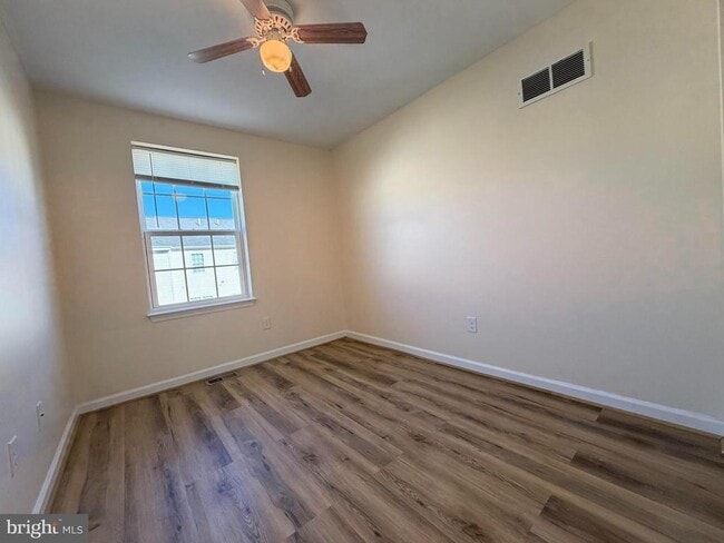 Photo - 122 Ridgemont Dr