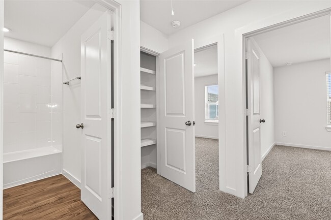 Photo - 3523 Adelie Ln