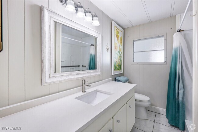 Building Photo - 21 Lemans Dr Rental