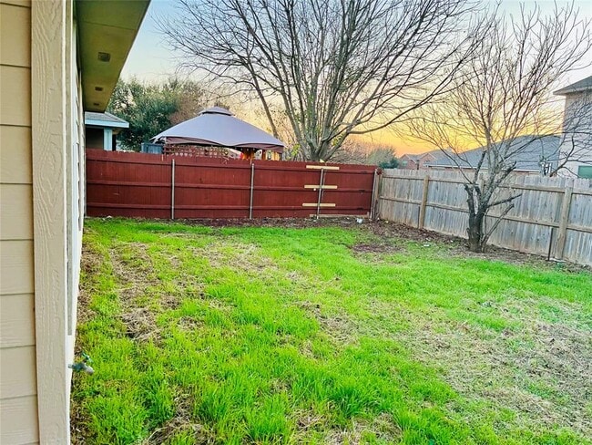 Photo - 1208 Rainbow Parke Dr