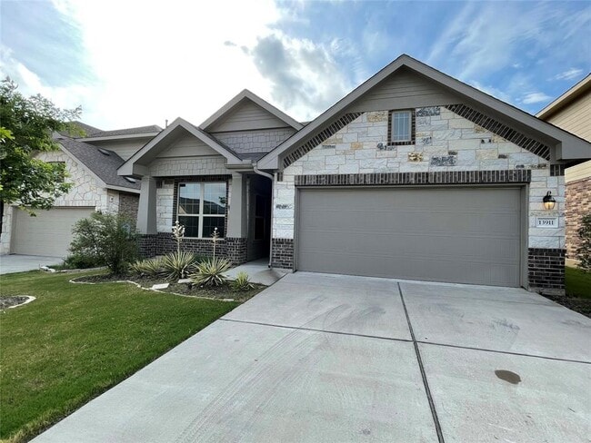 Building Photo - 13911 Stripling Ln