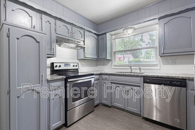 Photo - 8812 E 86 St