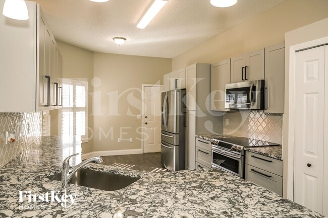 Photo - 1913 Belhaven Dr