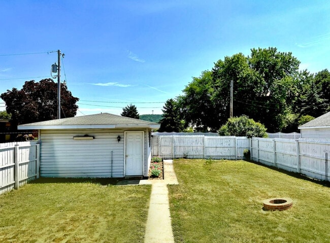 Backyard - 1710 Onalaska Ave