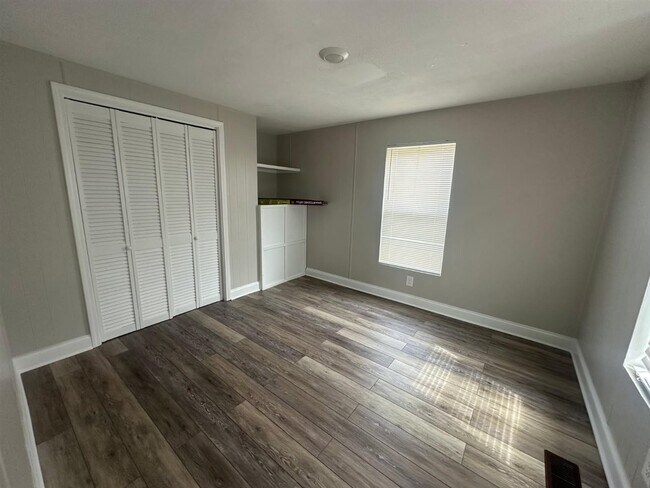 Photo - 49 Christmas Ln