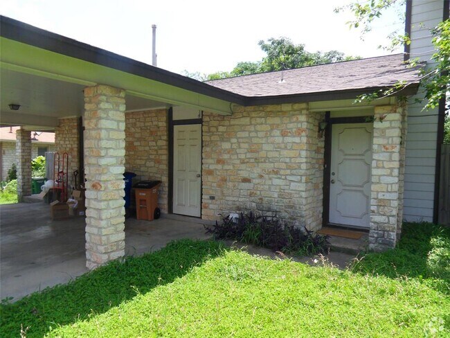 Building Photo - 811 Sirocco Dr Rental