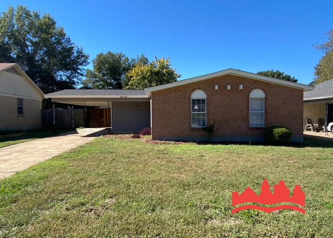 Building Photo - 4735 Chevron Rd