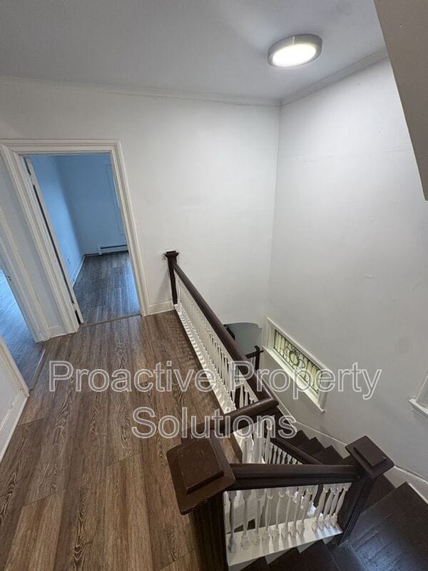 Photo - 415 S Main Ave