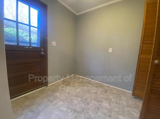 Photo - 220 Piney Mountain Rd