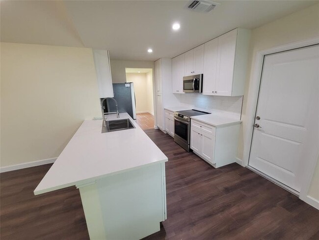 Photo - 8709 Donna Gail Dr