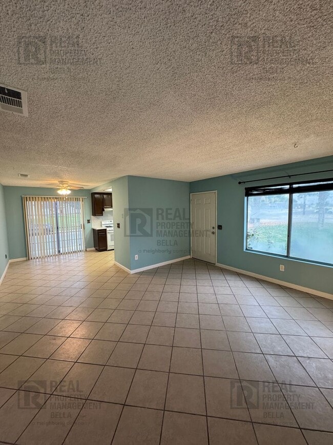 Photo - 55+ COMMUNITY- Charming 2-Bed, 2-Bath Home in Desirable 55+ Sunrise Community